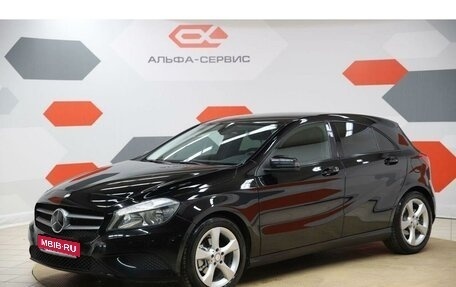 Mercedes-Benz A-Класс, 2015 год, 1 350 000 рублей, 1 фотография