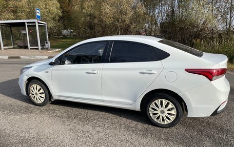 Hyundai Solaris II рестайлинг, 2018 год, 740 000 рублей, 7 фотография