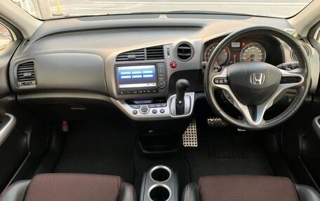 Honda Stream II, 2013 год, 980 000 рублей, 11 фотография