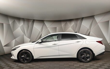 Hyundai Elantra, 2021 год, 2 447 700 рублей, 5 фотография