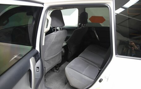 Toyota Land Cruiser Prado 150 рестайлинг 2, 2012 год, 3 250 000 рублей, 14 фотография