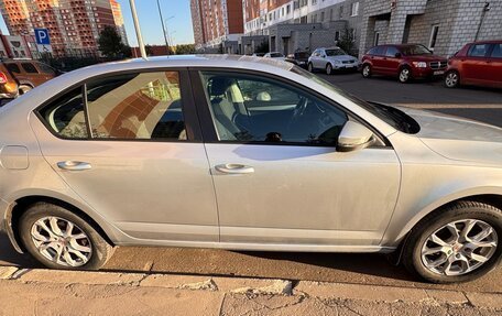 Skoda Octavia, 2014 год, 1 030 000 рублей, 2 фотография