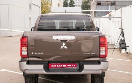 Mitsubishi L200, 2024 год, 5 550 000 рублей, 4 фотография