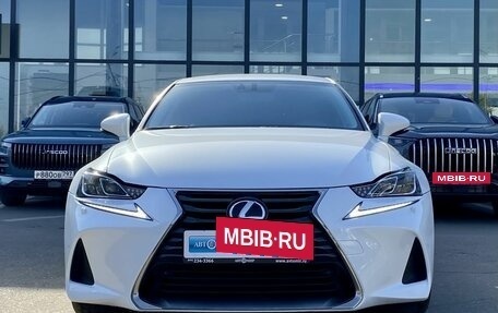 Lexus IS III, 2018 год, 3 059 000 рублей, 2 фотография