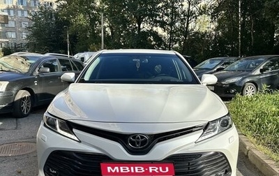 Toyota Camry, 2020 год, 3 199 000 рублей, 1 фотография