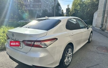 Toyota Camry, 2020 год, 3 199 000 рублей, 6 фотография