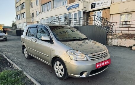 Toyota Raum II, 2004 год, 680 000 рублей, 3 фотография