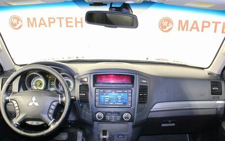 Mitsubishi Pajero IV, 2011 год, 1 690 000 рублей, 16 фотография