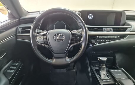 Lexus ES VII, 2019 год, 4 140 000 рублей, 13 фотография