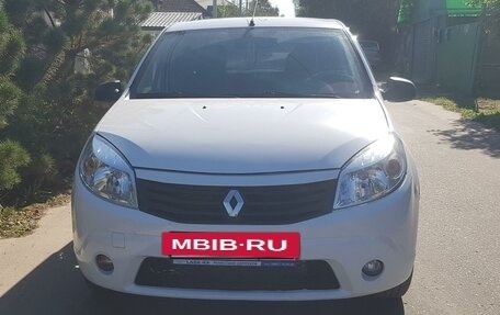 Renault Sandero I, 2012 год, 599 000 рублей, 2 фотография