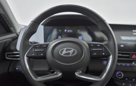 Hyundai Elantra, 2024 год, 2 670 000 рублей, 10 фотография