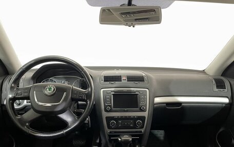 Skoda Octavia, 2011 год, 999 999 рублей, 10 фотография