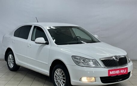 Skoda Octavia, 2011 год, 999 999 рублей, 2 фотография