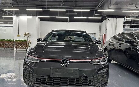 Volkswagen Golf GTI, 2021 год, 2 980 000 рублей, 2 фотография