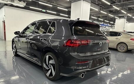 Volkswagen Golf GTI, 2021 год, 2 980 000 рублей, 14 фотография