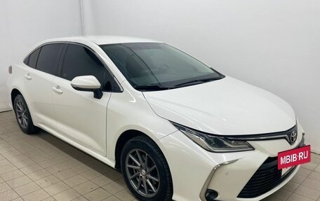 Toyota Corolla, 2019 год, 2 250 000 рублей, 3 фотография