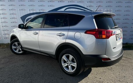 Toyota RAV4, 2013 год, 2 158 000 рублей, 3 фотография