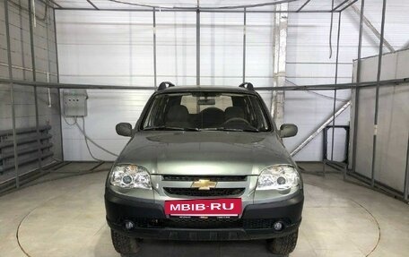 Chevrolet Niva I рестайлинг, 2010 год, 489 000 рублей, 2 фотография