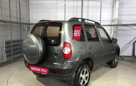 Chevrolet Niva I рестайлинг, 2010 год, 489 000 рублей, 5 фотография