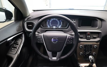 Volvo V40 Cross Country I, 2015 год, 1 670 000 рублей, 8 фотография