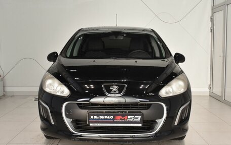 Peugeot 308 II, 2011 год, 679 999 рублей, 2 фотография