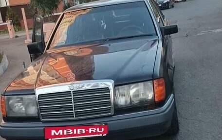 Mercedes-Benz E-Класс, 1993 год, 430 000 рублей, 8 фотография