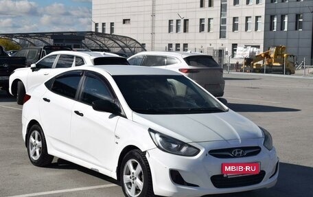 Hyundai Solaris II рестайлинг, 2013 год, 647 000 рублей, 2 фотография