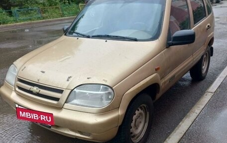 Chevrolet Niva I рестайлинг, 2005 год, 300 000 рублей, 2 фотография