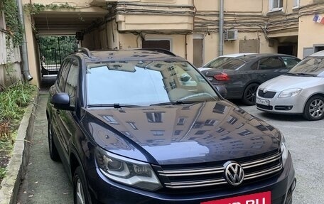 Volkswagen Tiguan I, 2015 год, 1 700 000 рублей, 2 фотография