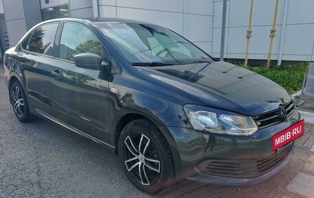 Volkswagen Polo VI (EU Market), 2014 год, 680 000 рублей, 3 фотография