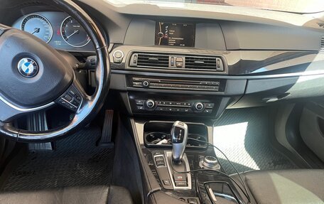 BMW 5 серия, 2012 год, 1 850 000 рублей, 13 фотография