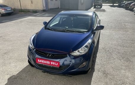 Hyundai Elantra V, 2012 год, 1 150 000 рублей, 2 фотография