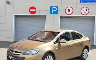 Opel Astra J, 2013 год, 940 000 рублей, 1 фотография