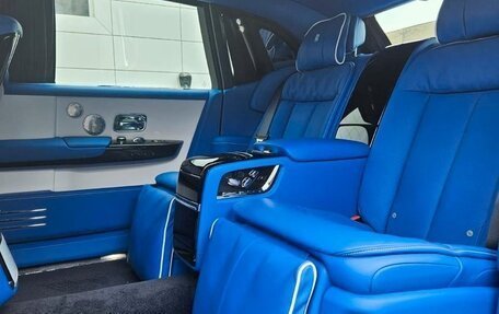 Rolls-Royce Phantom VIII, 2024 год, 104 850 000 рублей, 9 фотография