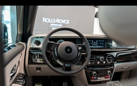 Rolls-Royce Phantom VIII, 2023 год, 81 200 000 рублей, 10 фотография