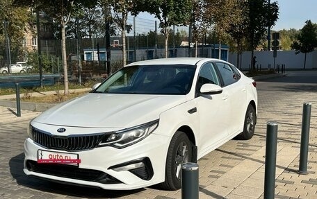 KIA Optima IV, 2019 год, 1 690 000 рублей, 2 фотография