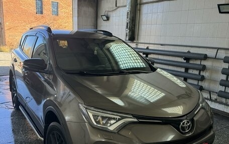 Toyota RAV4, 2019 год, 3 500 000 рублей, 3 фотография