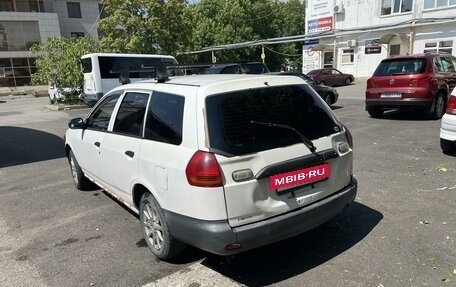 Mazda Familia Y11, 2001 год, 185 000 рублей, 3 фотография