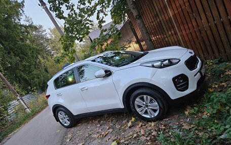 KIA Sportage IV рестайлинг, 2018 год, 2 345 000 рублей, 3 фотография