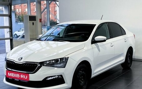 Skoda Rapid II, 2021 год, 1 750 000 рублей, 2 фотография