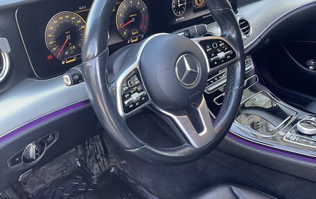 Mercedes-Benz E-Класс, 2019 год, 3 100 000 рублей, 11 фотография