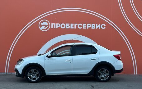 Renault Logan II, 2018 год, 890 000 рублей, 8 фотография