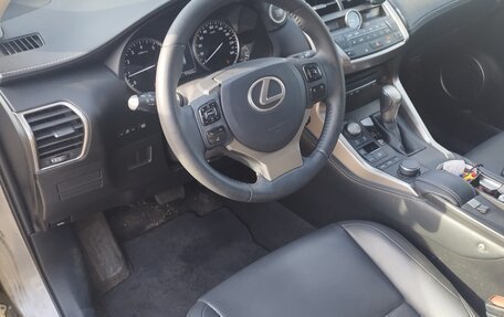 Lexus NX I, 2015 год, 2 650 000 рублей, 10 фотография