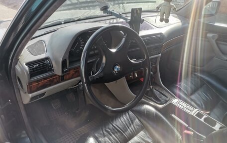 BMW 7 серия, 1989 год, 400 000 рублей, 11 фотография