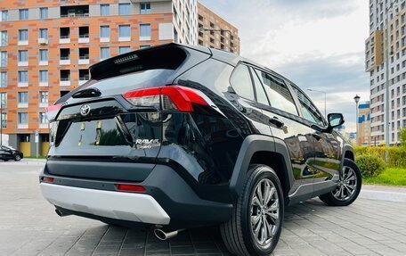 Toyota RAV4, 2024 год, 4 100 000 рублей, 13 фотография