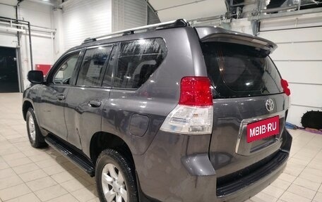 Toyota Land Cruiser Prado 150 рестайлинг 2, 2010 год, 2 780 000 рублей, 4 фотография