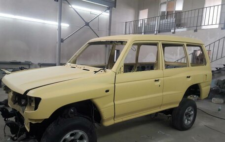 Mitsubishi Pajero III рестайлинг, 1997 год, 1 790 000 рублей, 24 фотография