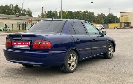 Mitsubishi Carisma I, 2002 год, 250 000 рублей, 3 фотография