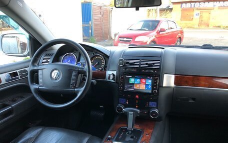 Volkswagen Touareg III, 2005 год, 1 195 000 рублей, 17 фотография