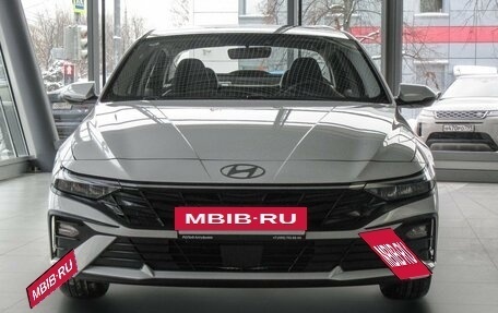 Hyundai Elantra, 2023 год, 2 440 000 рублей, 2 фотография